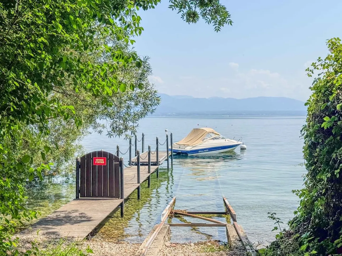 Villa de Luxe au Bord du Lac - Photo 3 sur 5