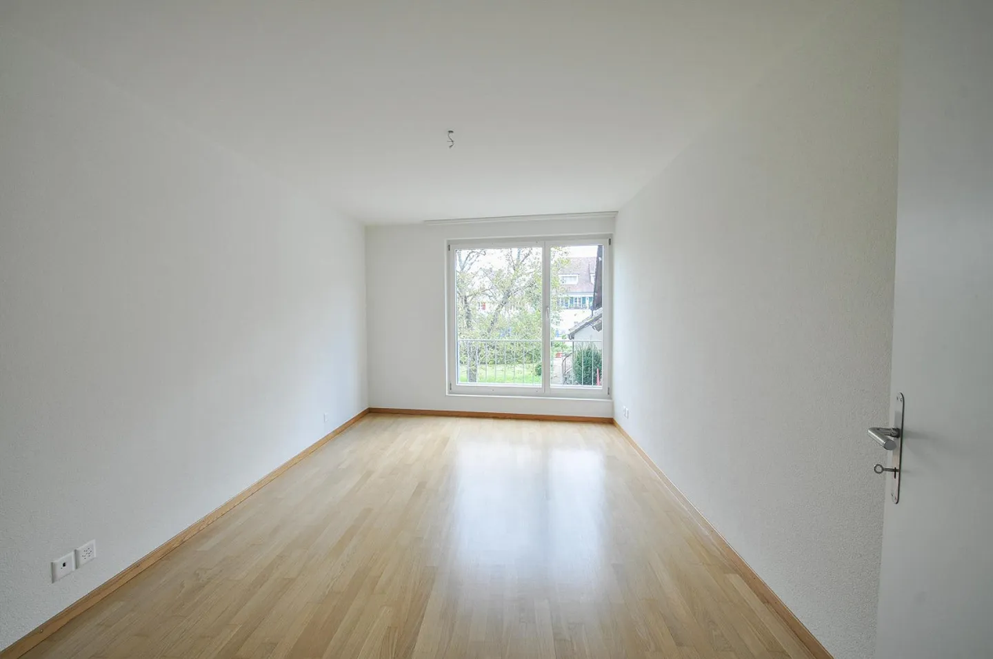 Moderne 4 Zimmerwohnung 1.OG - Foto 9 von 13