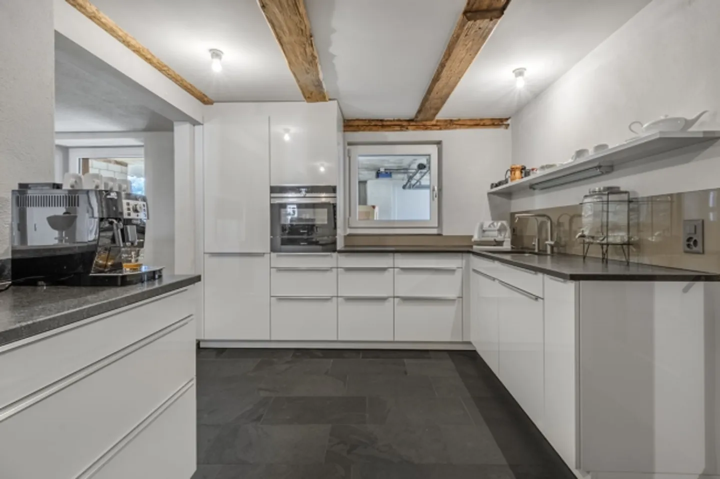 CHARM & SPACE – IN THE VILLAGE, NEAR ZURICH - Photo 5 of 8