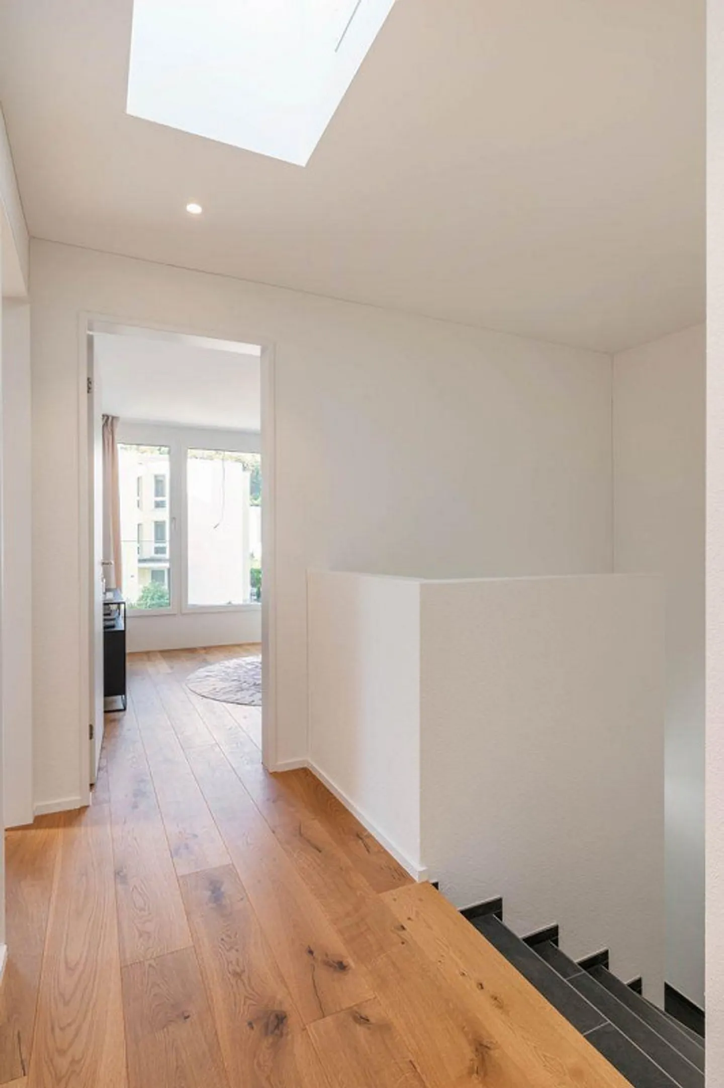 Maison semi-détachée de 5,5 pièces dans un environnement adapté aux enfants - Photo 9 sur 14