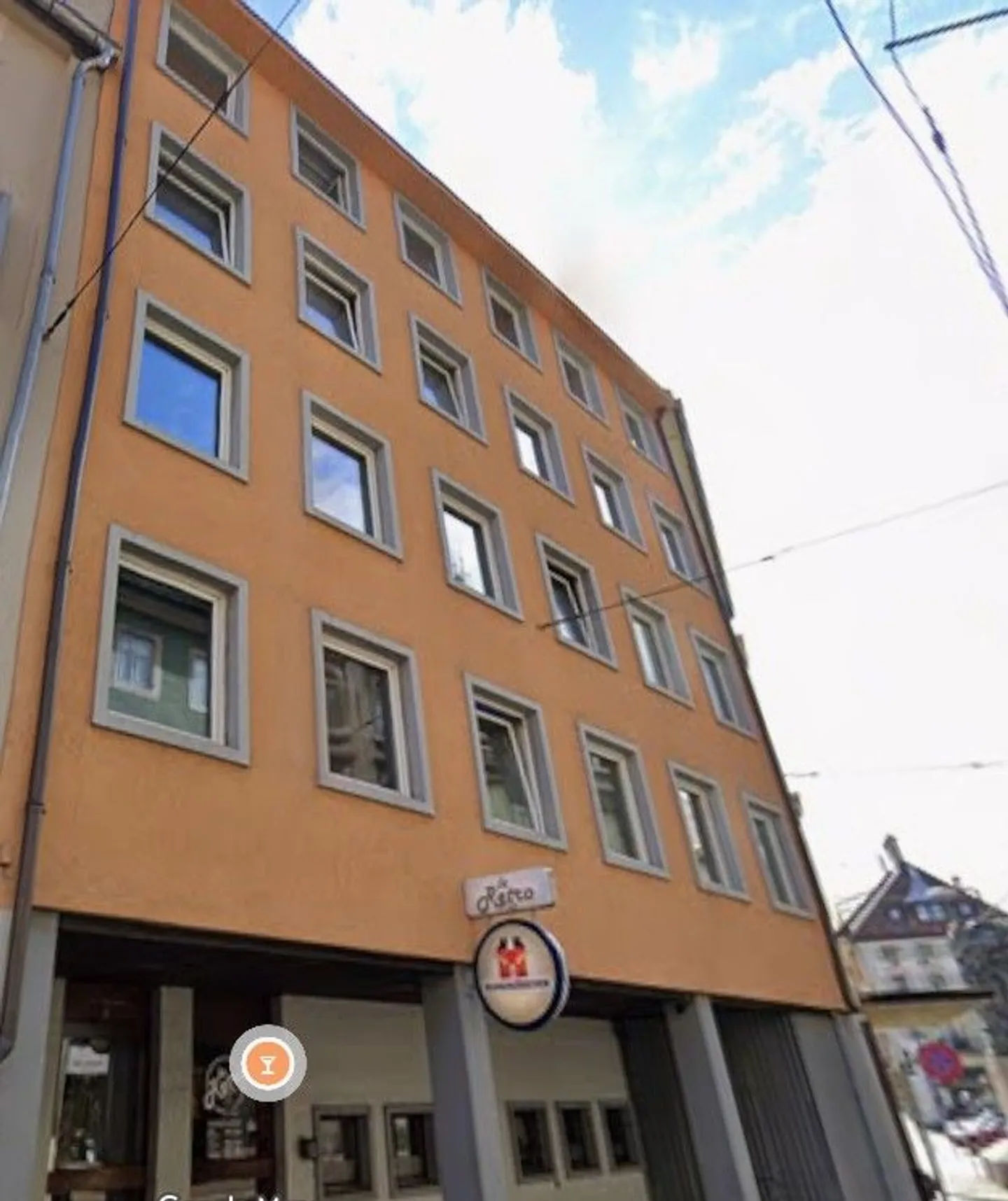 Building with Café-Restaurant - Photo 1 of 13