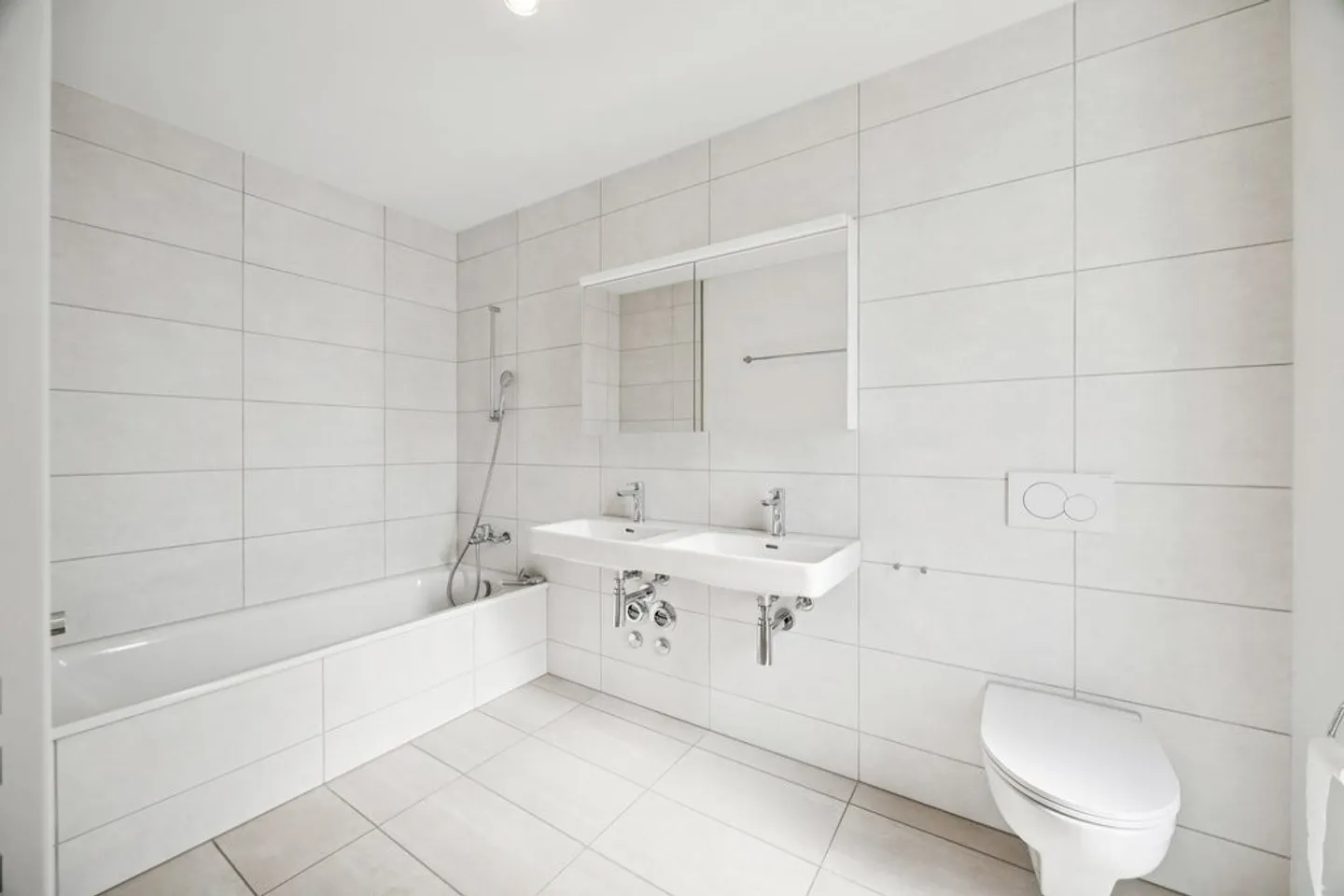Stilvolles Penthouse mit Seeblick - Foto 3 von 6