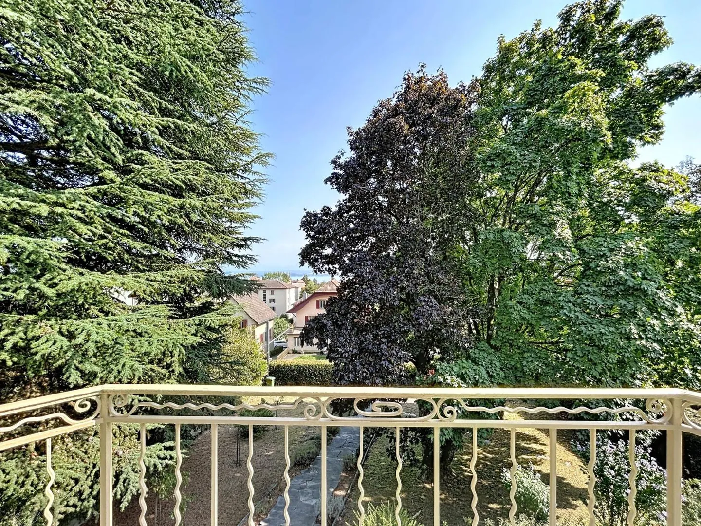 Villa 6,5 Zimmer - Foto 3 von 13
