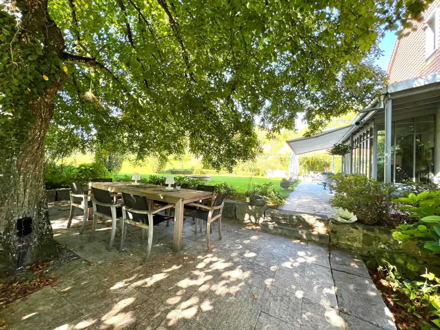 Magnificent renovated farmhouse in a green oasis - Photo 2 of 12