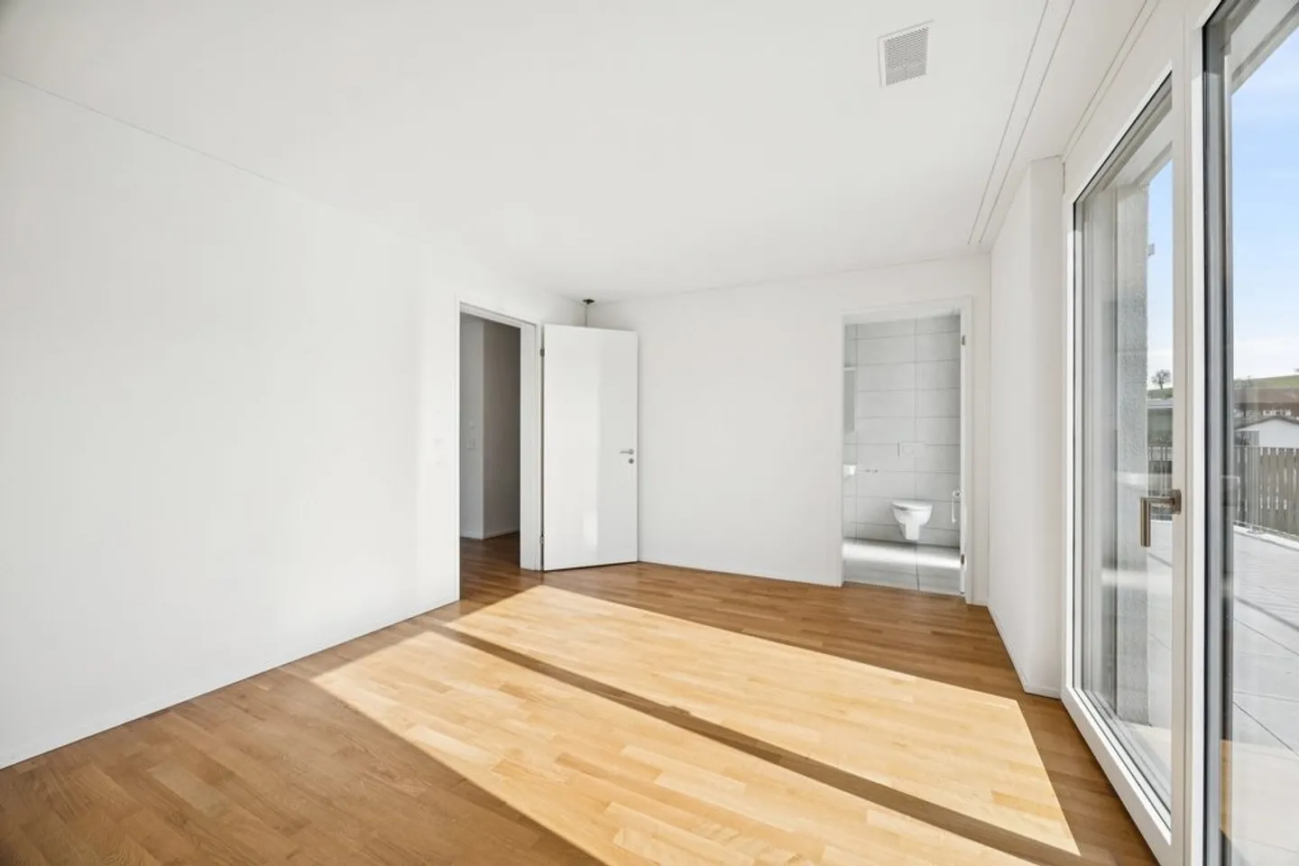 Stilvolles Penthouse mit Seeblick - Foto 5 von 6