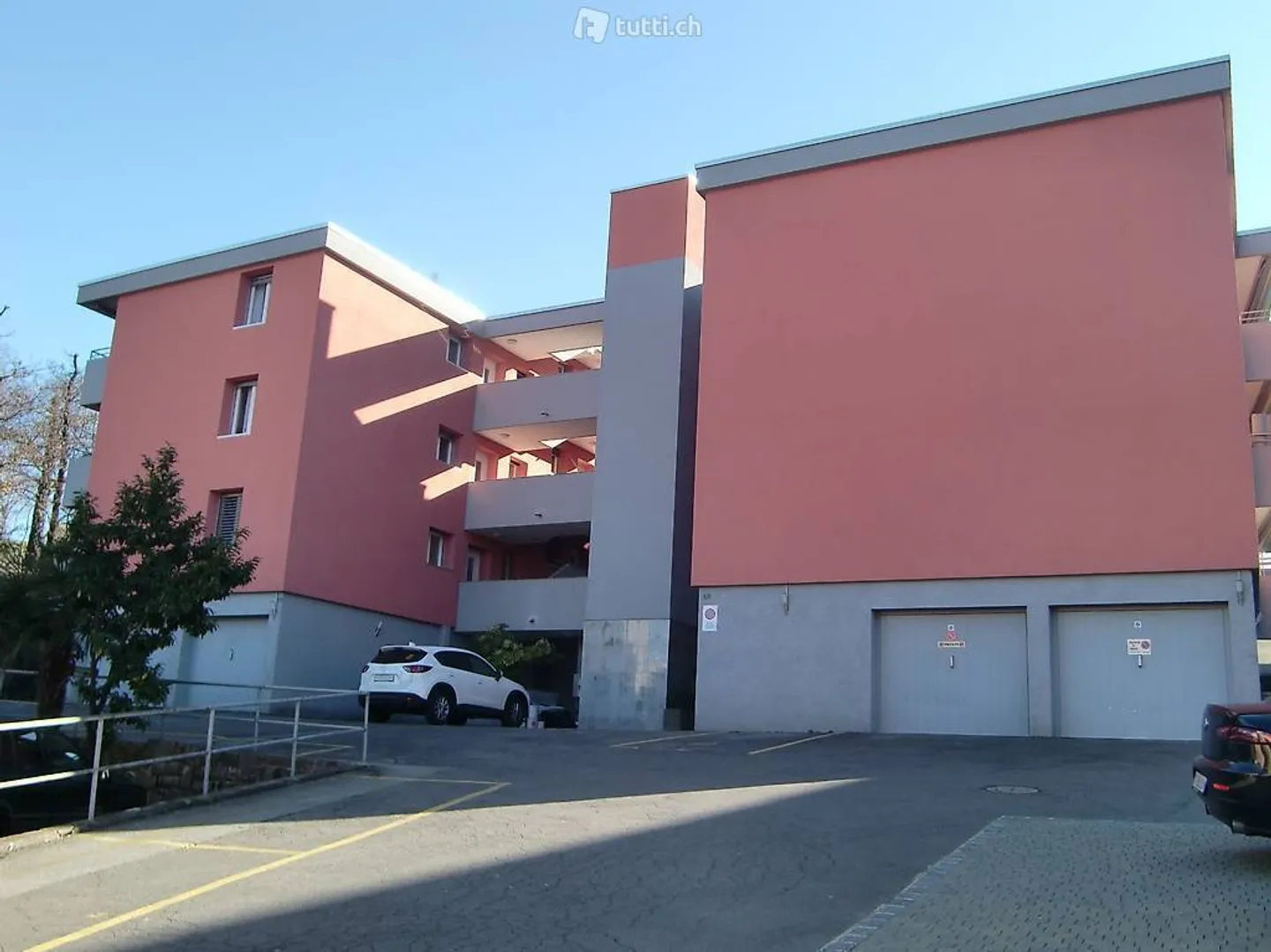 Affittasi posteggio a Sorengo - Foto 1 di 1