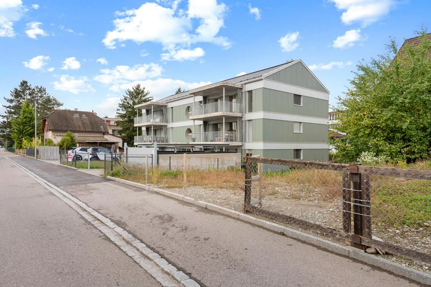 Appartamento familiare 5.5 attraente al 2° piano / attico a Pratteln - Foto 8 di 8