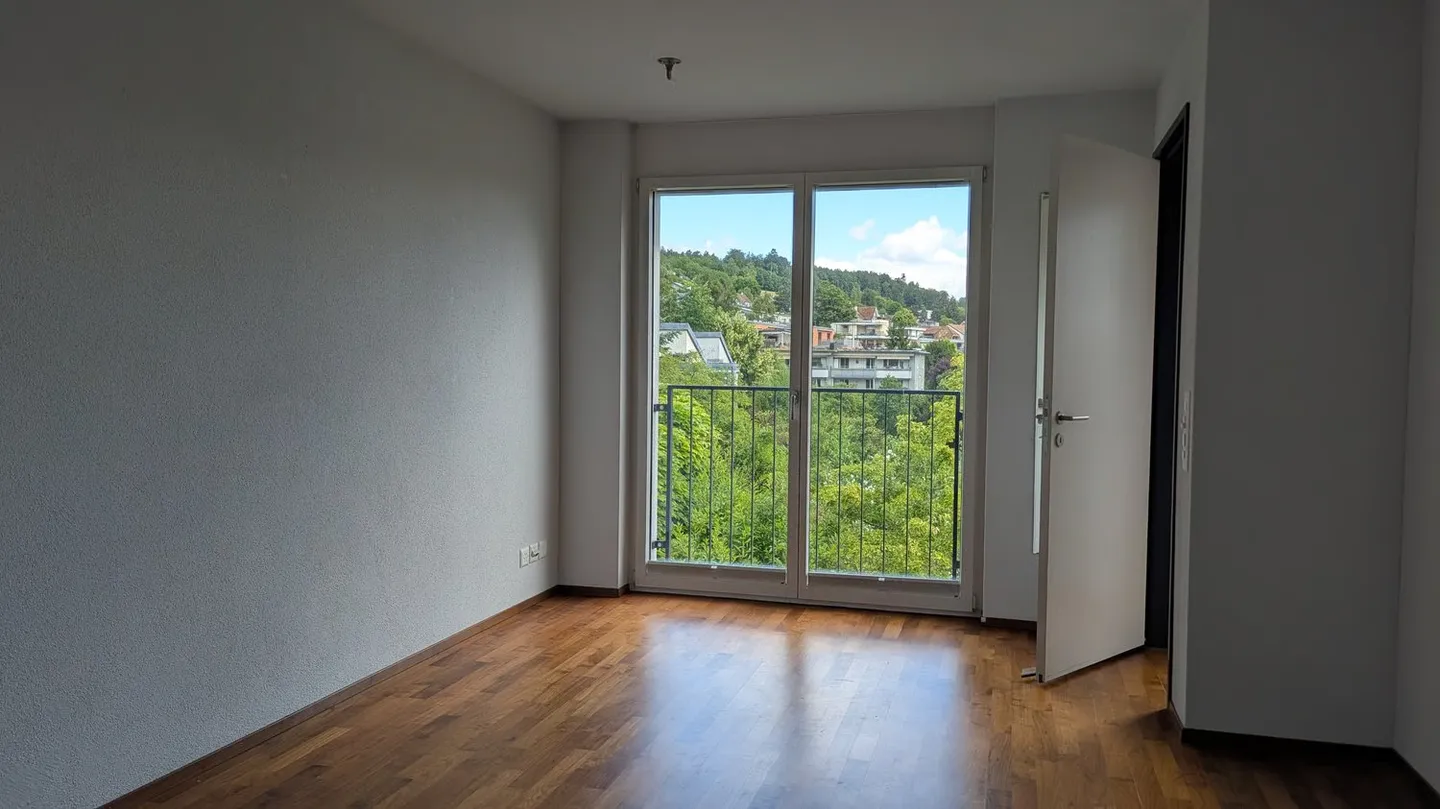 Appartement penthouse exclusif de 4,5 pièces dans un emplacement calme - Photo 12 sur 17