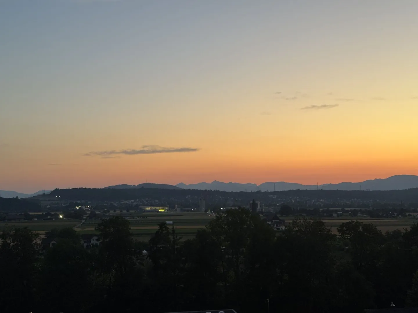 Appartamento moderno con terrazza di 4,5 stanze con vista da sogno (A1) - Foto 2 di 13