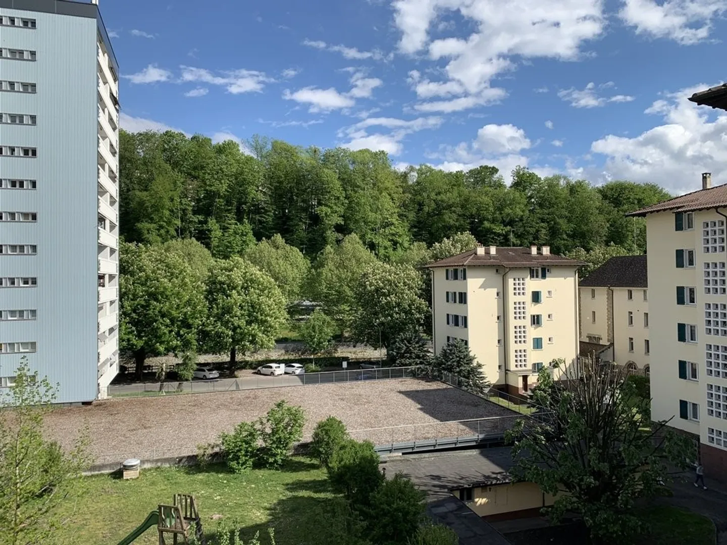 Appartement spacieux 2.5 pièces - Photo 5 sur 9