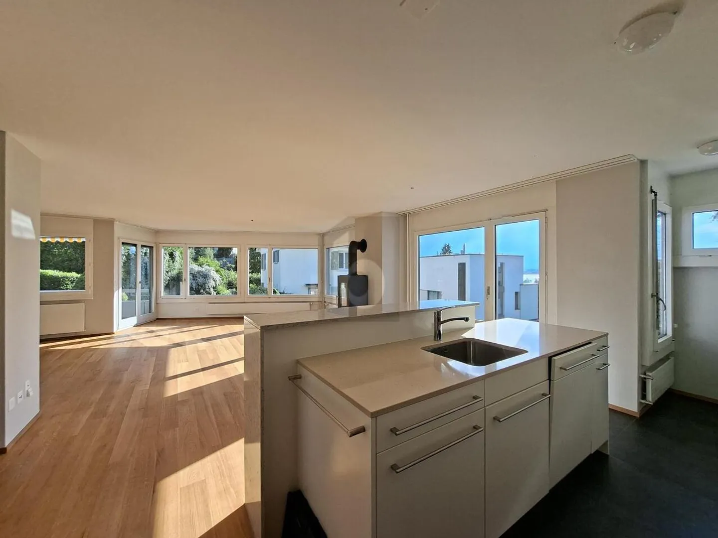 Stilvolles Apartment mit Seeblick - Foto 4 von 6