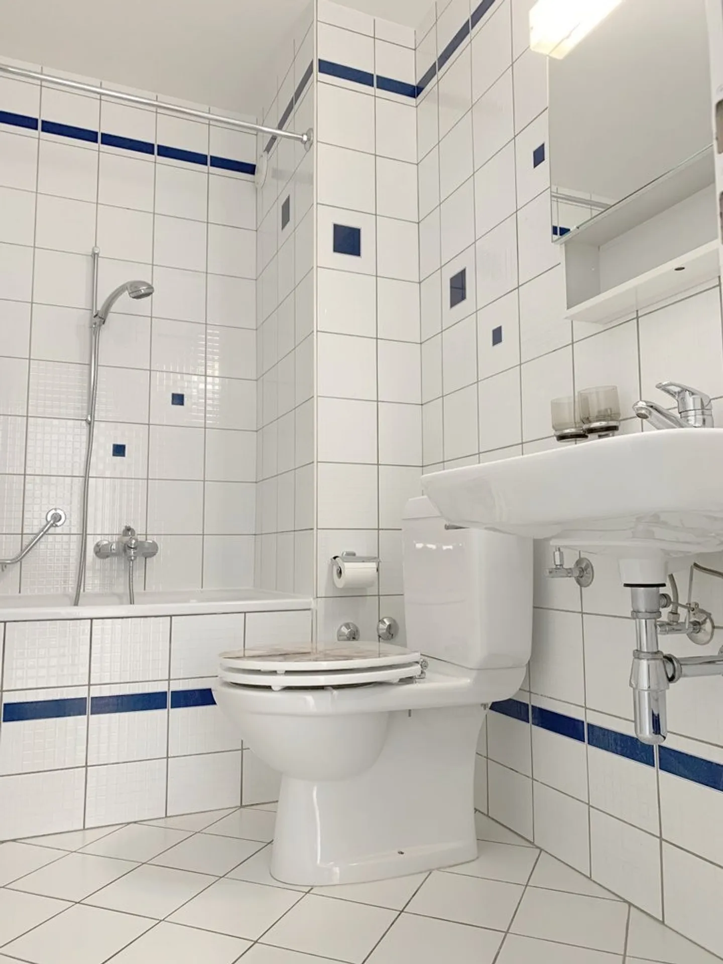 Appartement spacieux 2.5 pièces - Photo 6 sur 9