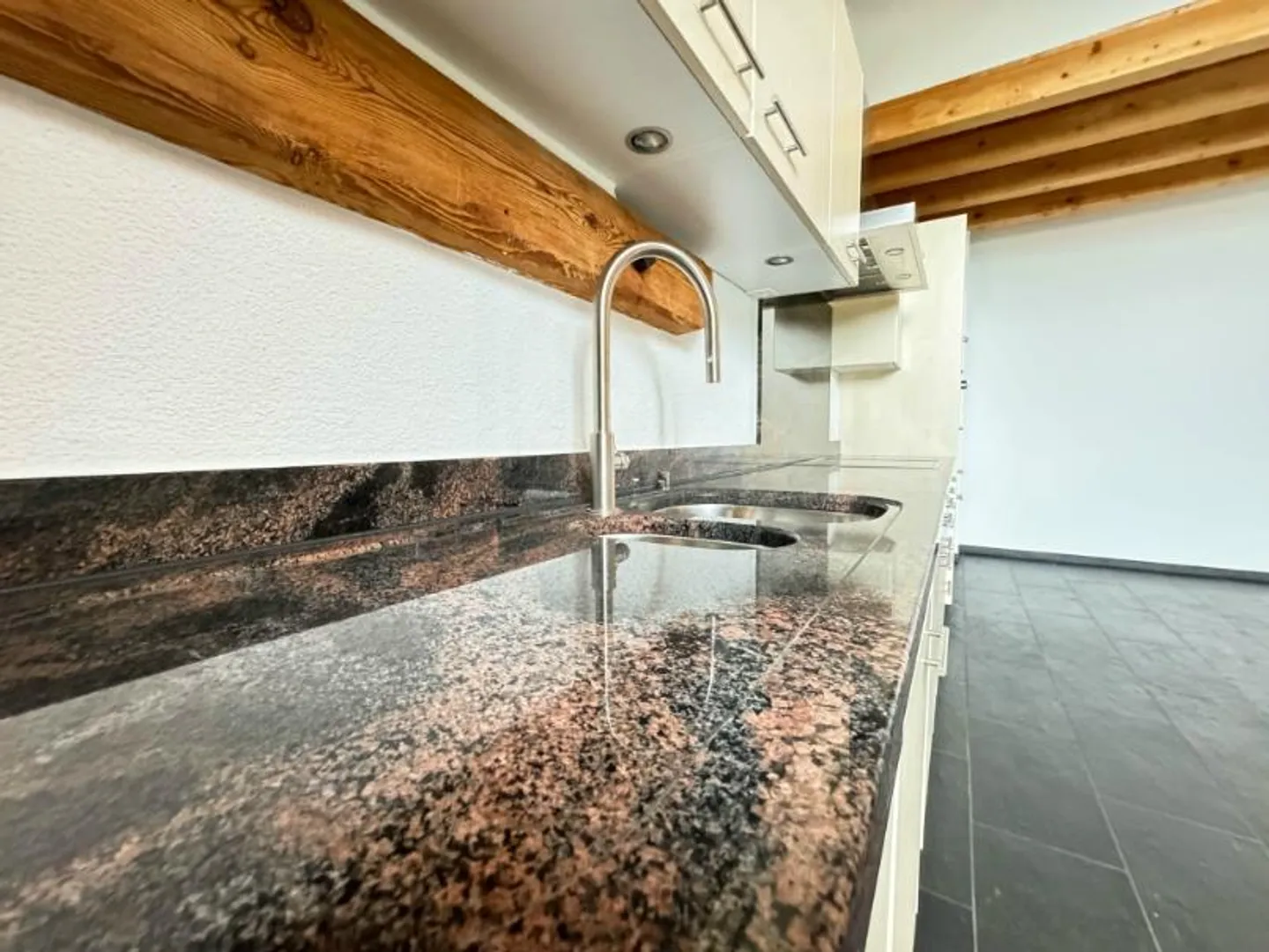 Maisonette de 4,5 pièces - Photo 3 sur 5