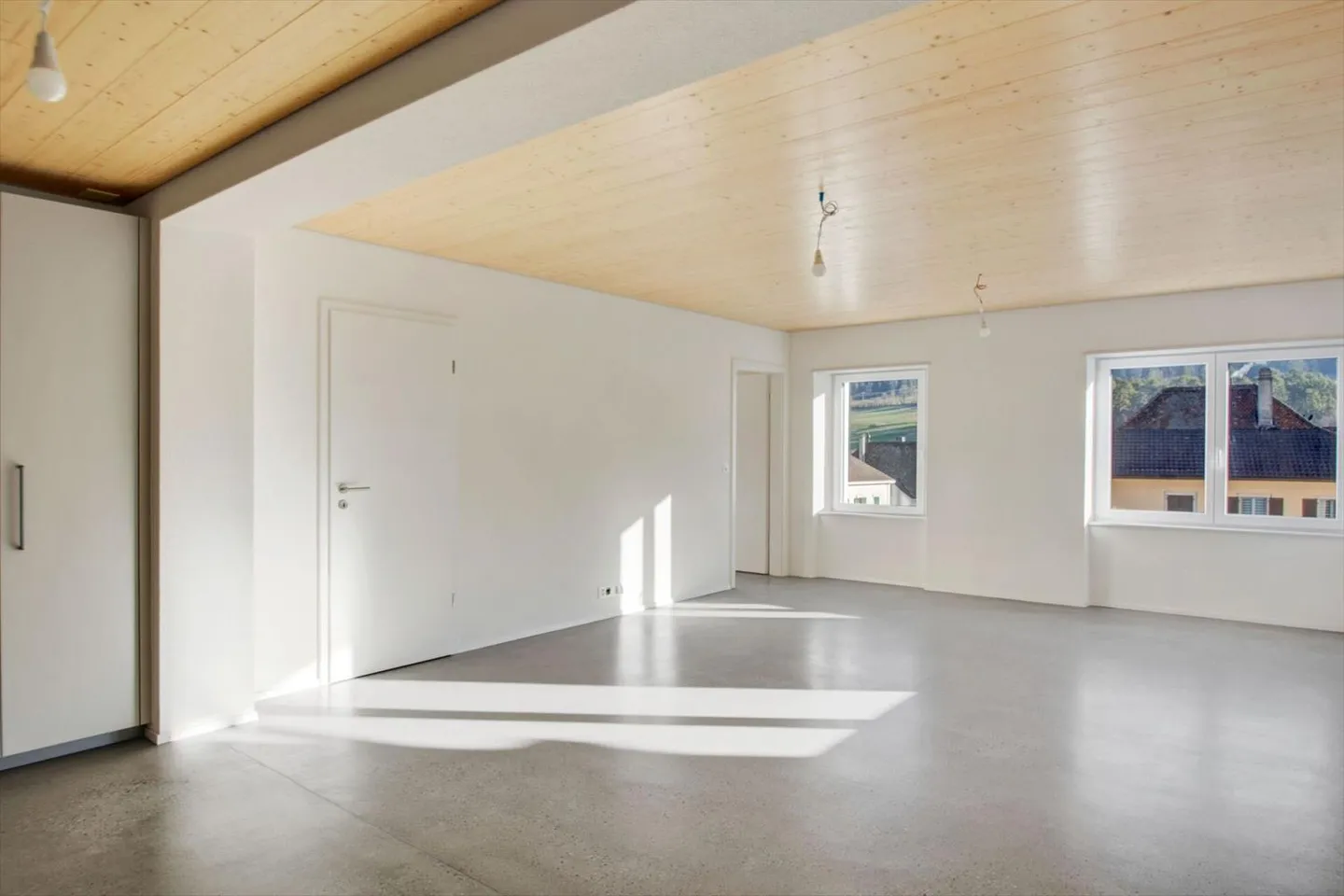 Appartement à louer - Photo 2 sur 13