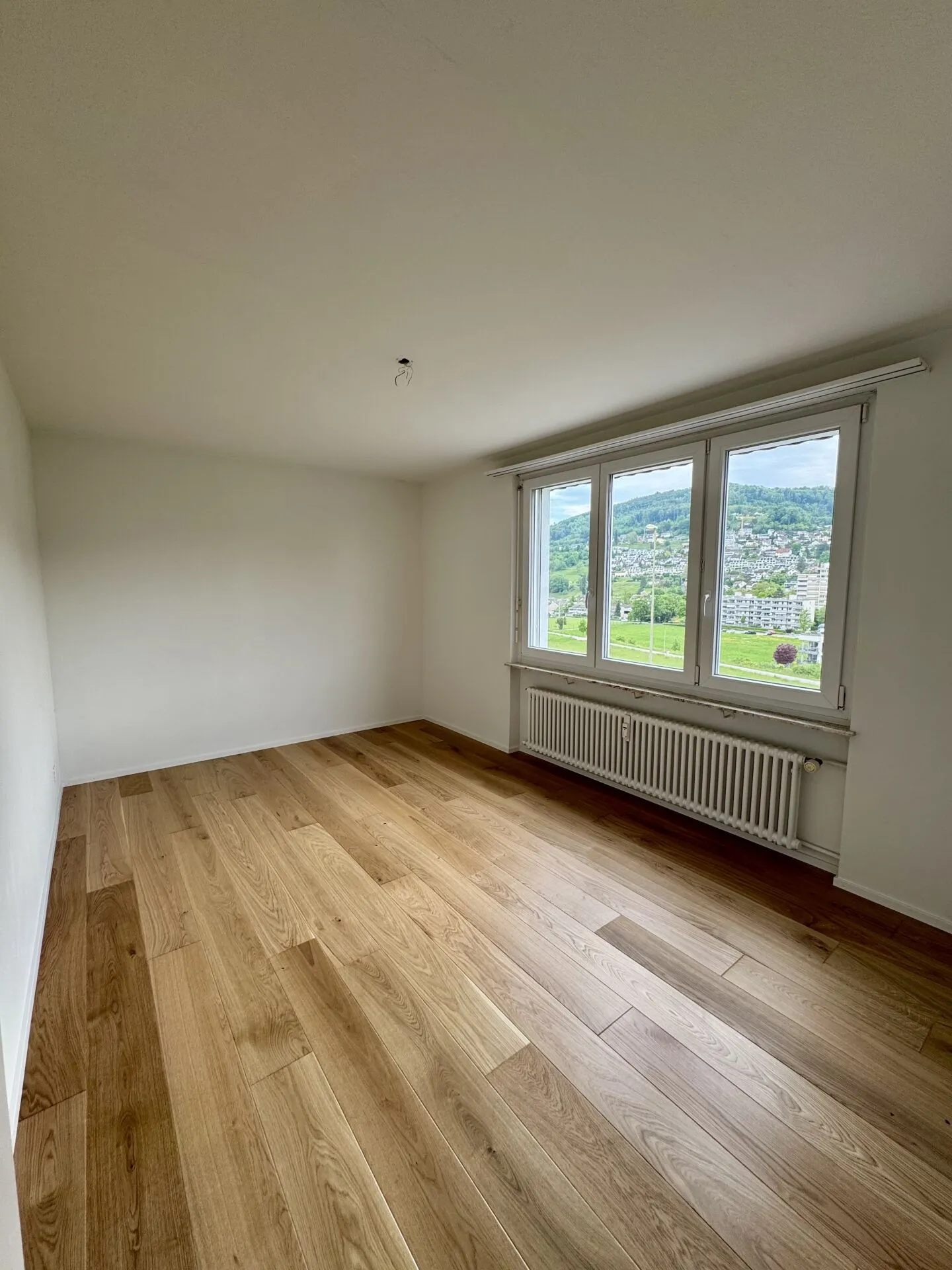 Appartamento di 3,5 locali parzialmente ristrutturato nel sottotetto - Foto 5 di 17