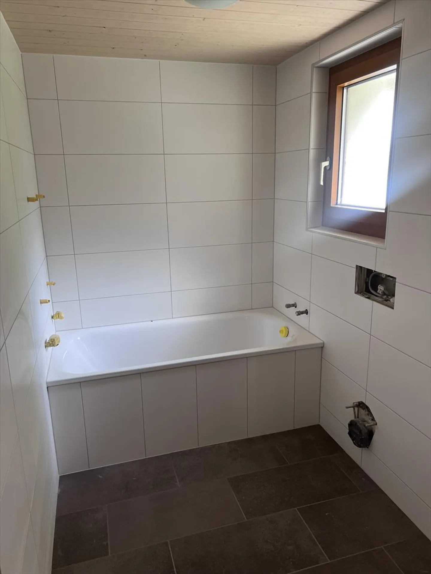 Independent apartment for rent - Photo 3 of 8
