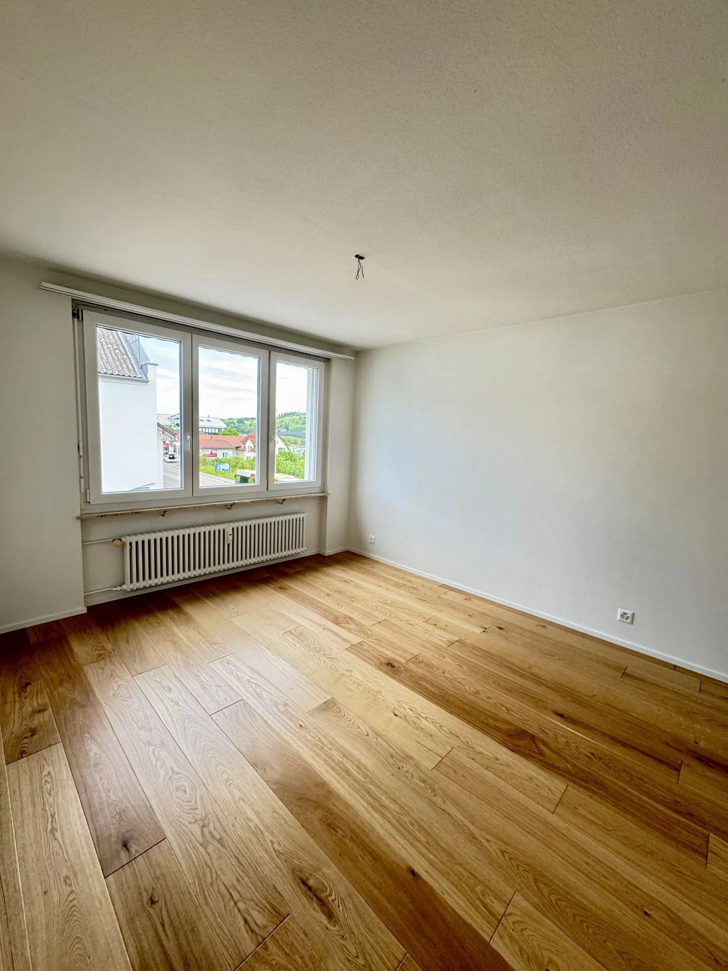 Appartamento di 3,5 locali parzialmente ristrutturato nel sottotetto - Foto 6 di 17