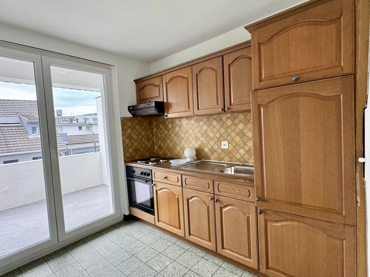 Appartamento di 3,5 locali parzialmente ristrutturato nel sottotetto - Foto 10 di 17