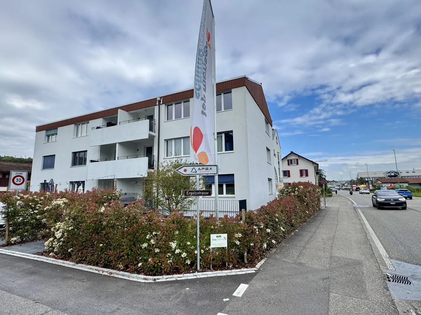 Appartamento di 3,5 locali parzialmente ristrutturato nel sottotetto - Foto 13 di 17