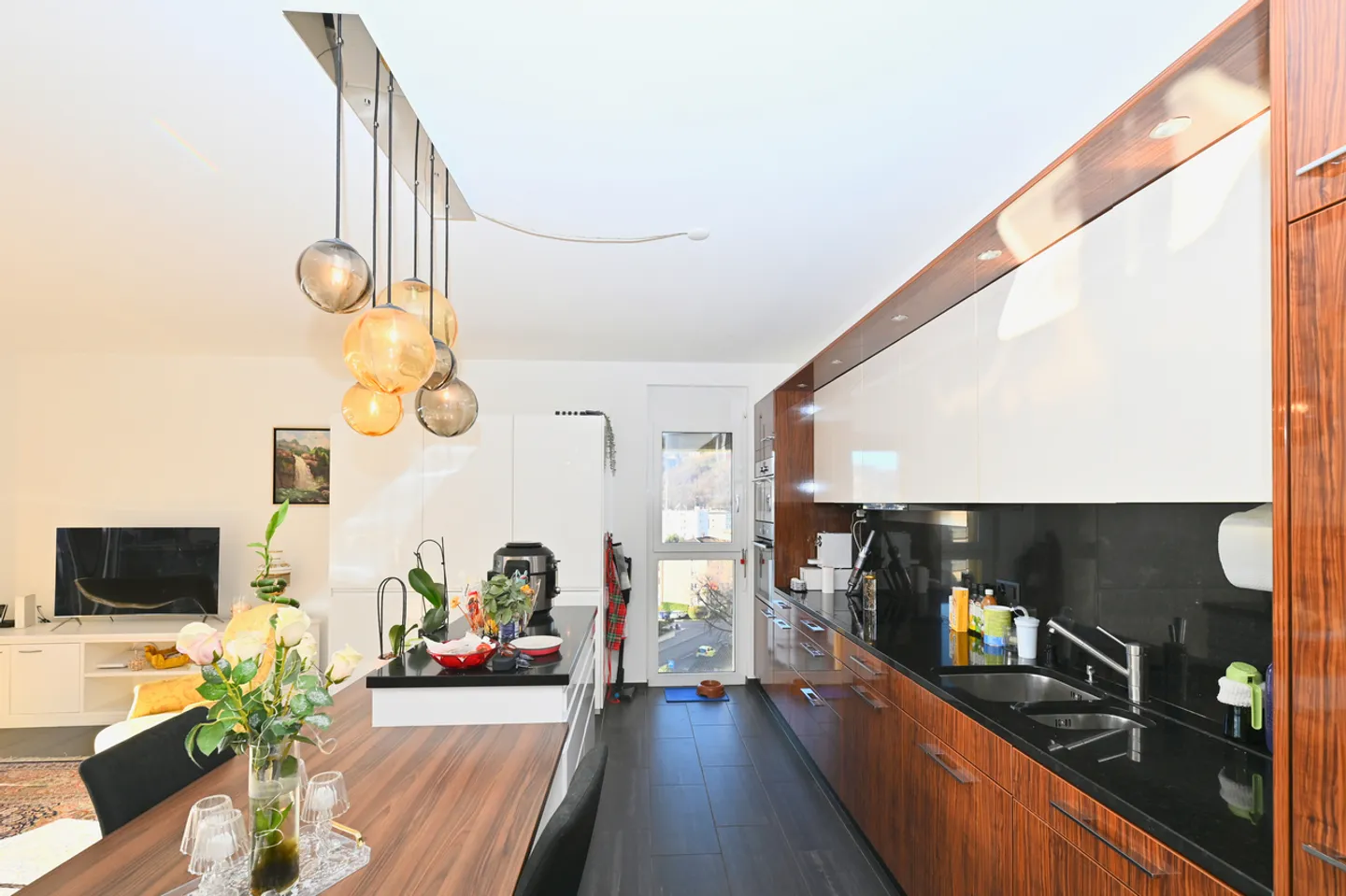 Attico elegante con terrazza panoramica vicino al centro di Lugano - Foto 5 di 19