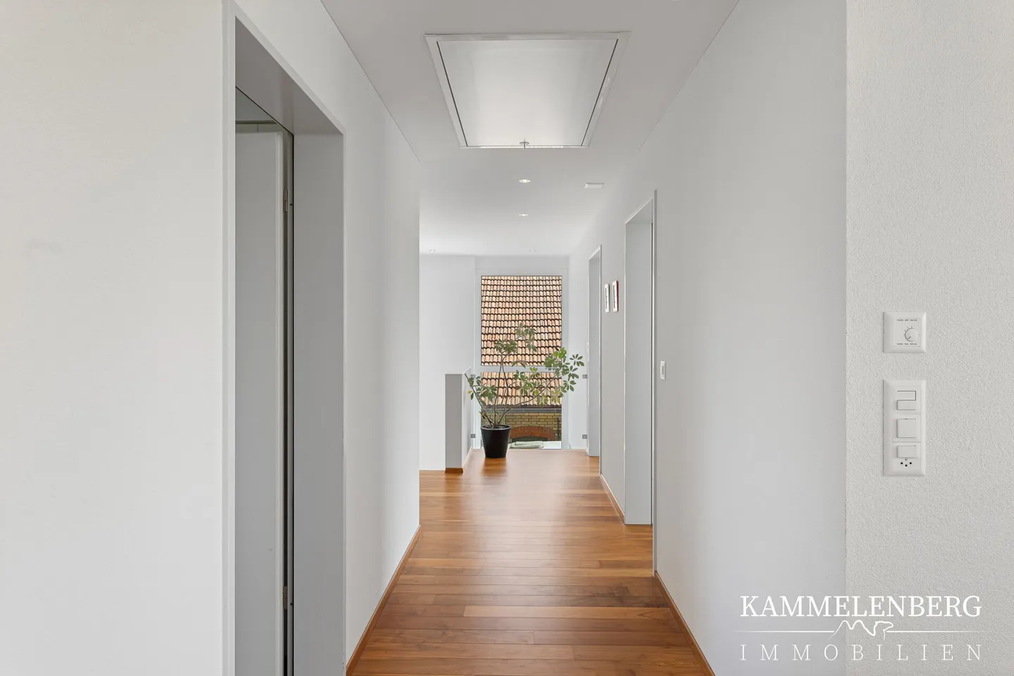 Ampia casa unifamiliare di 7,5 stanze con edificio per animali - Foto 17 di 38