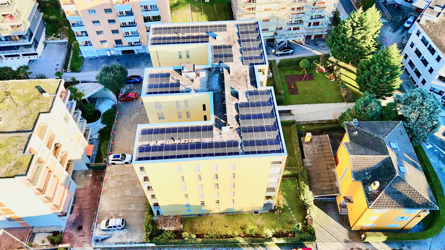 Attico elegante con terrazza panoramica vicino al centro di Lugano - Foto 18 di 19