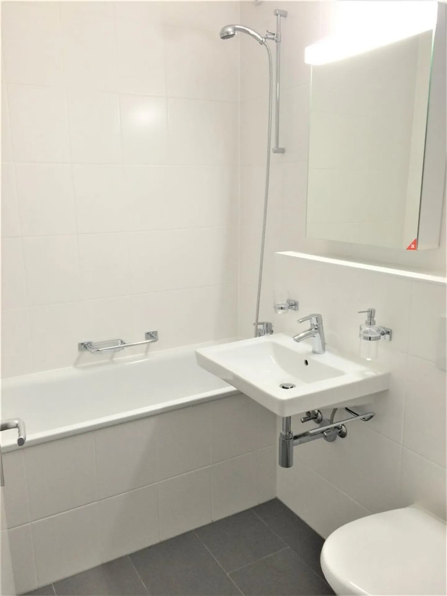 Sede Gradelle - Chêne-Bourg - Foto 5 di 7