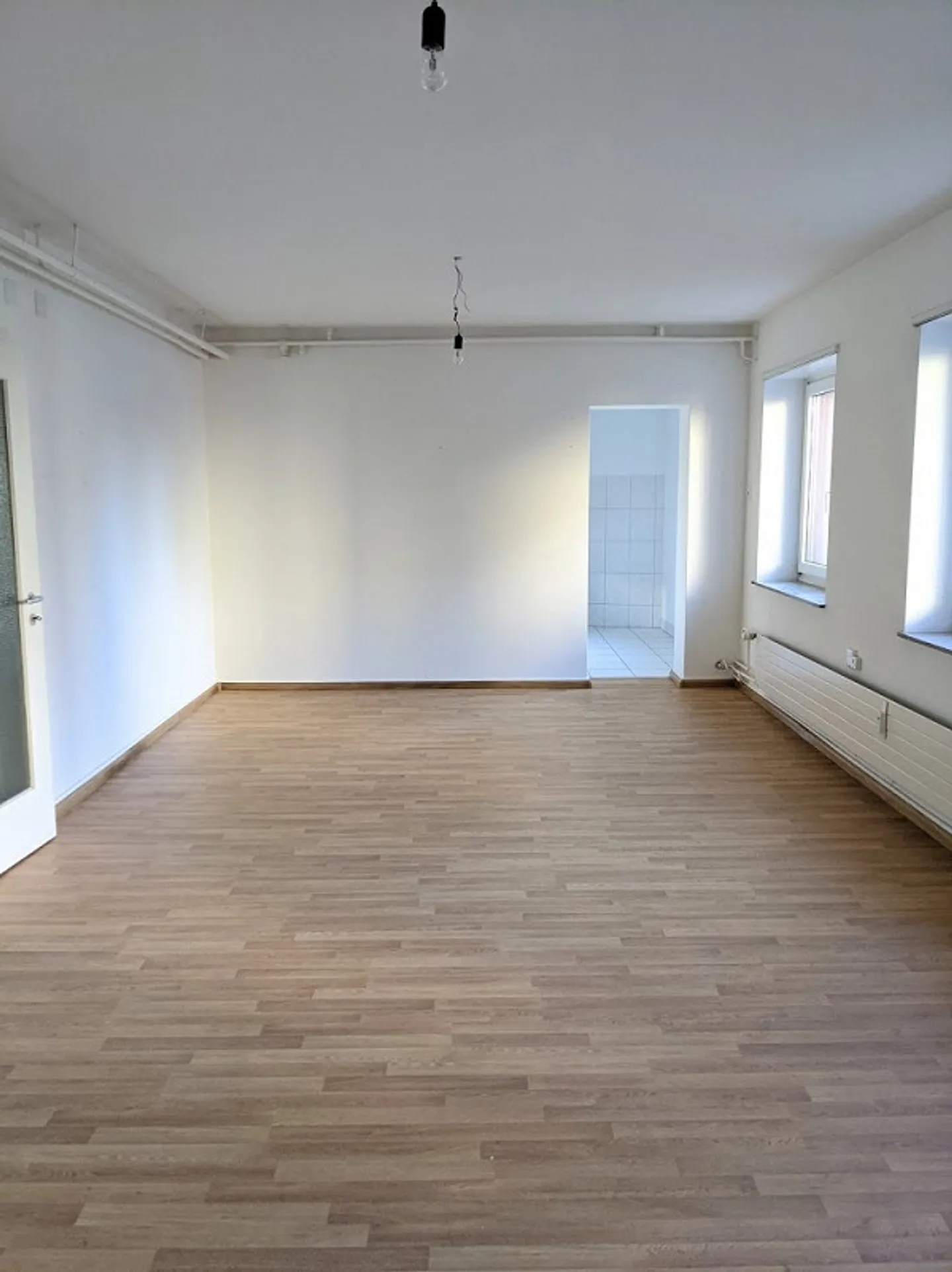 1-room apartment (ground floor) in well-maintained property near Felix Platter Hospital - Photo 3 of 6