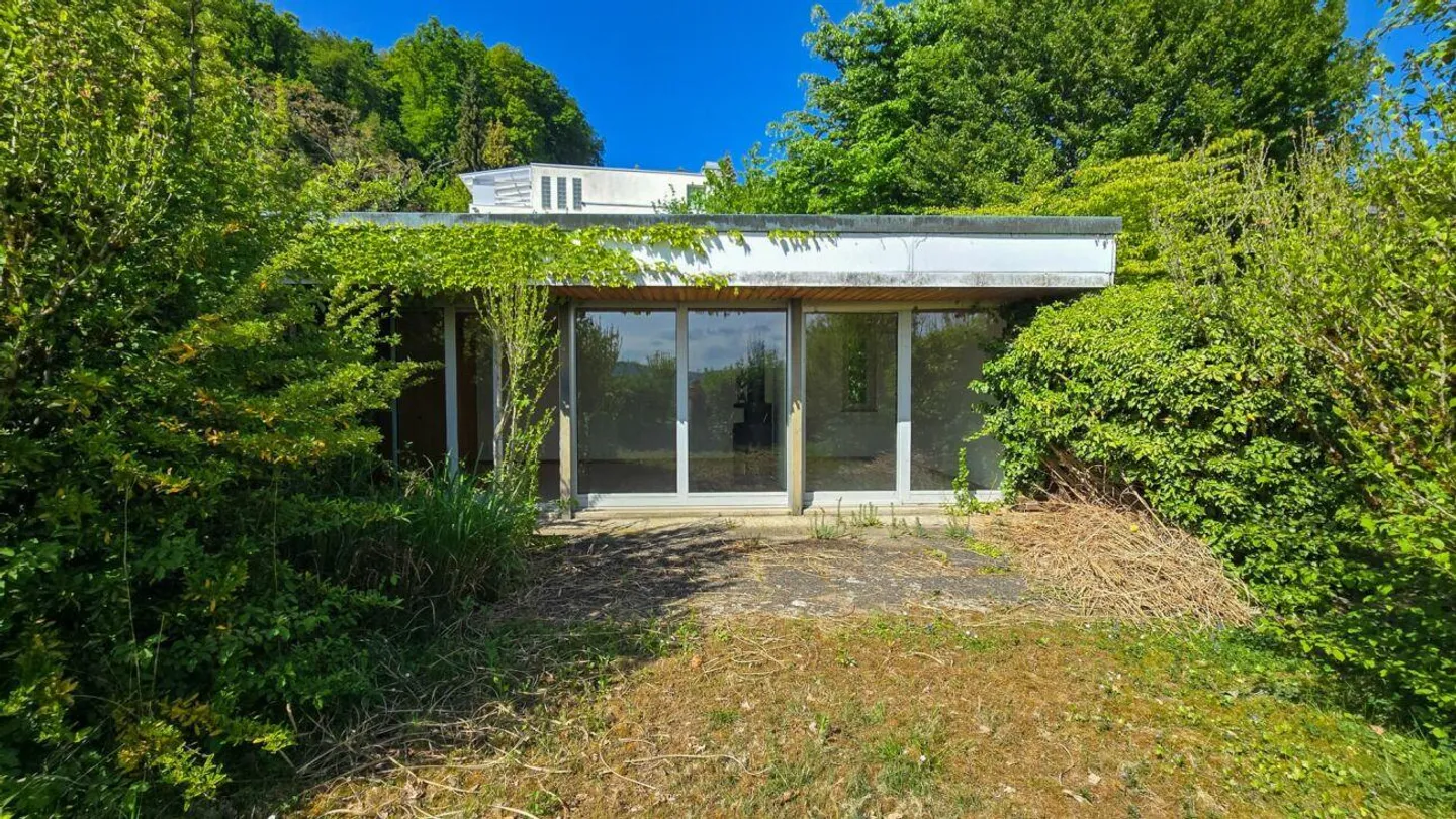 Maison individuelle spacieuse avec potentiel de développement - Photo 2 sur 12
