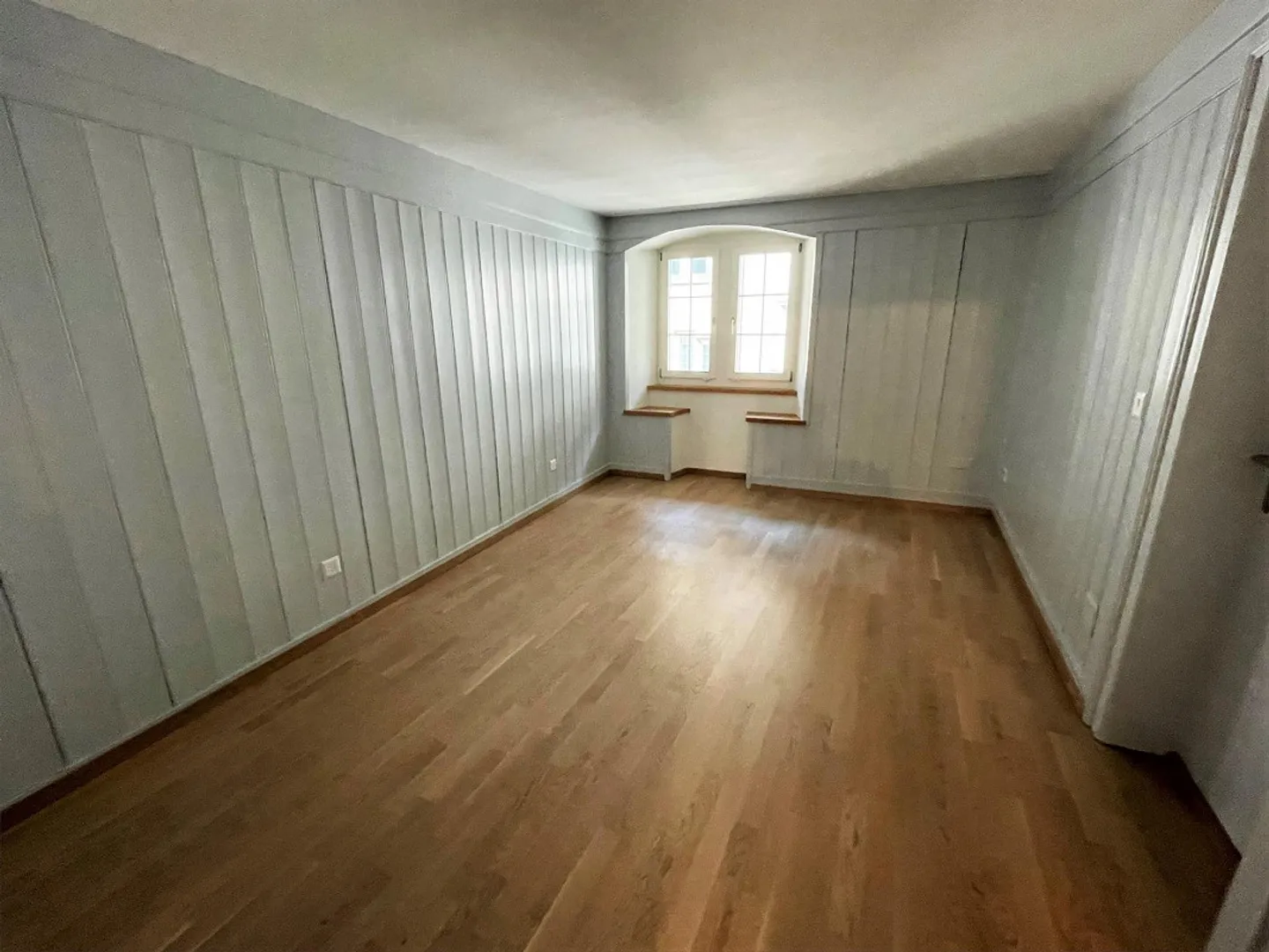 Appartement charmant dans un bâtiment historique au bord du Rhin - Photo 7 sur 11