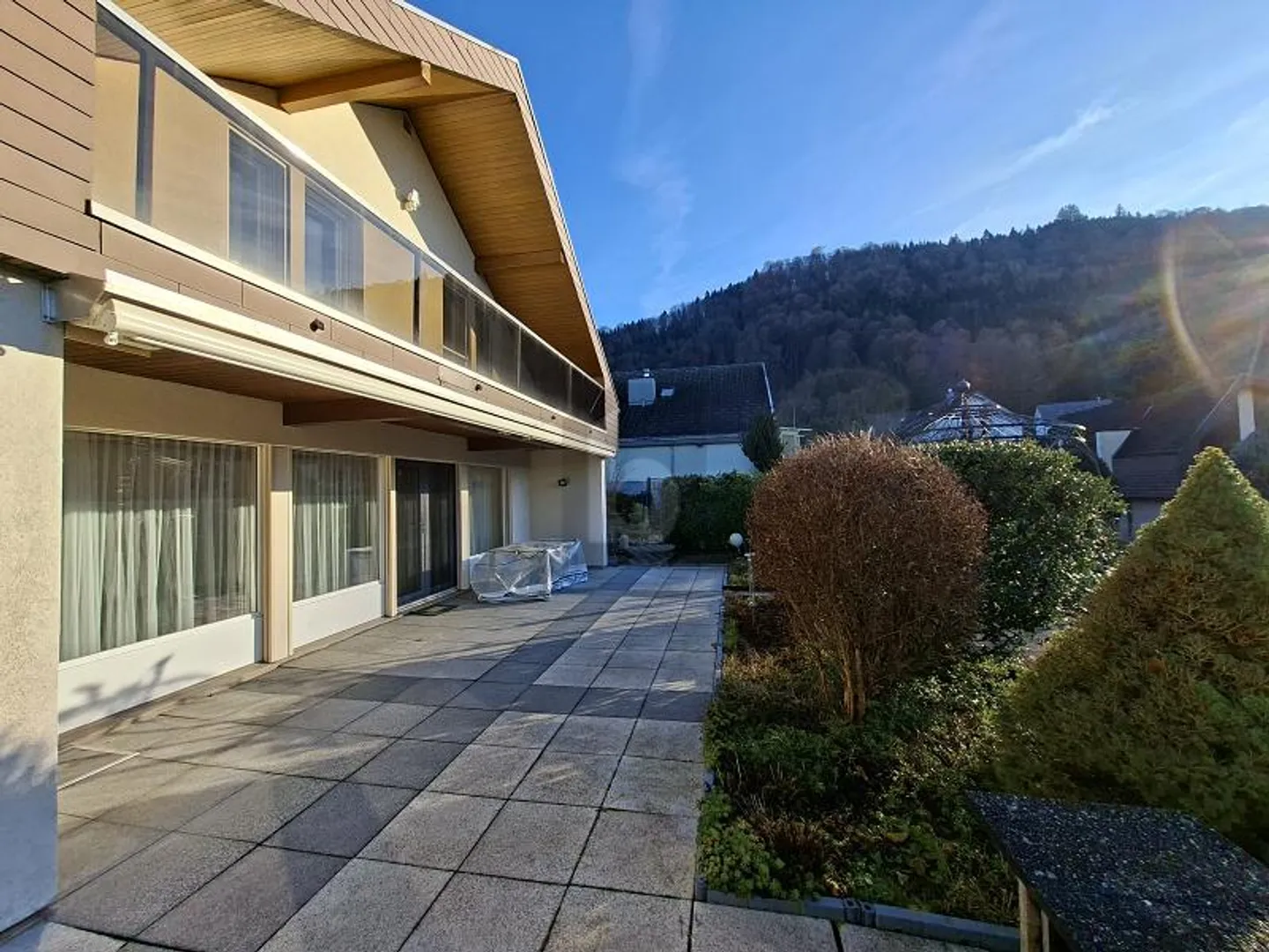 MAISON CONFORTABLE POUR FAMILLES DANS UN ENDROIT CALME - Photo 1 sur 6