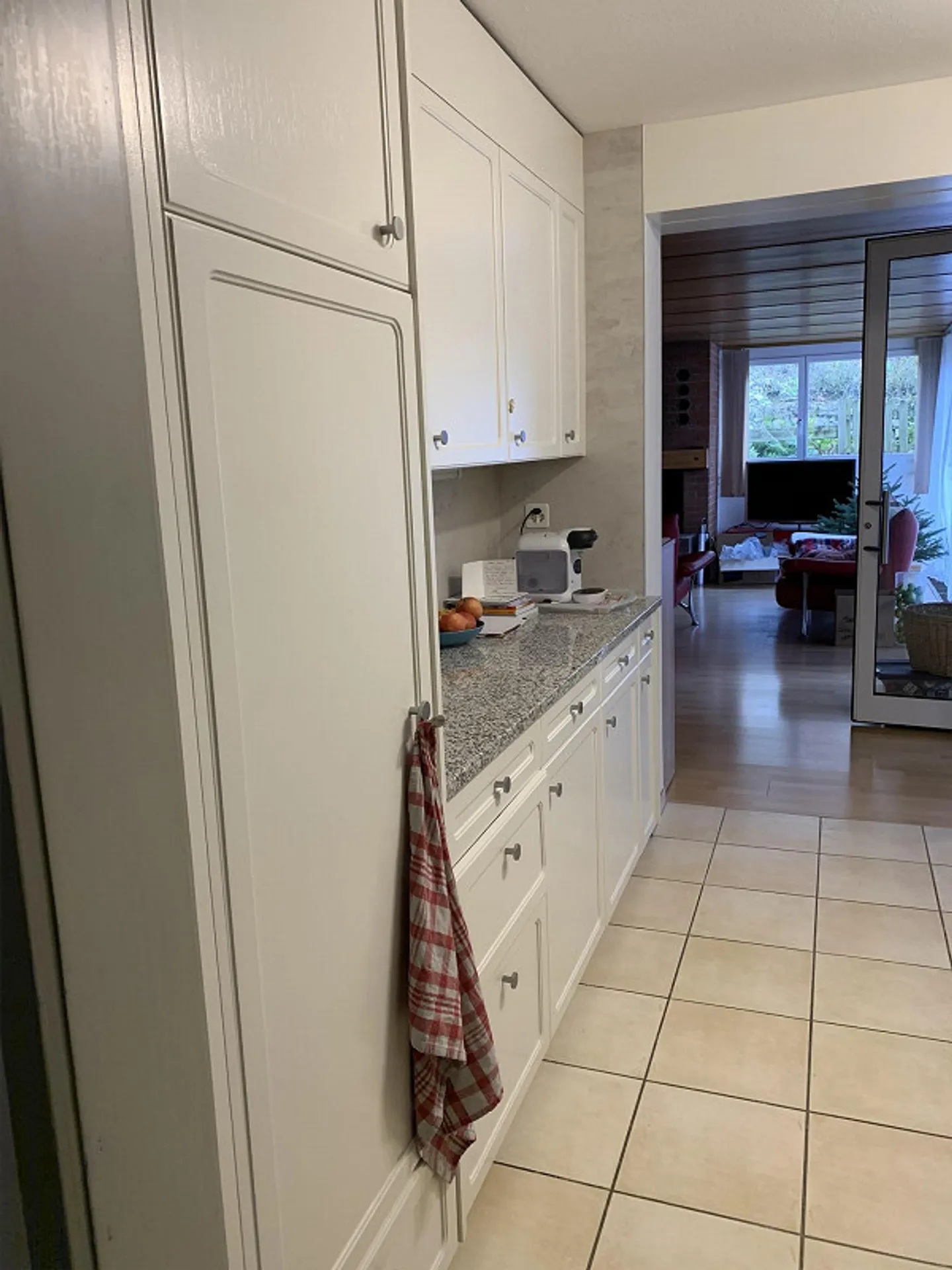 Living on a floor (wheelchair accessible) with seating area - Photo 13 of 16