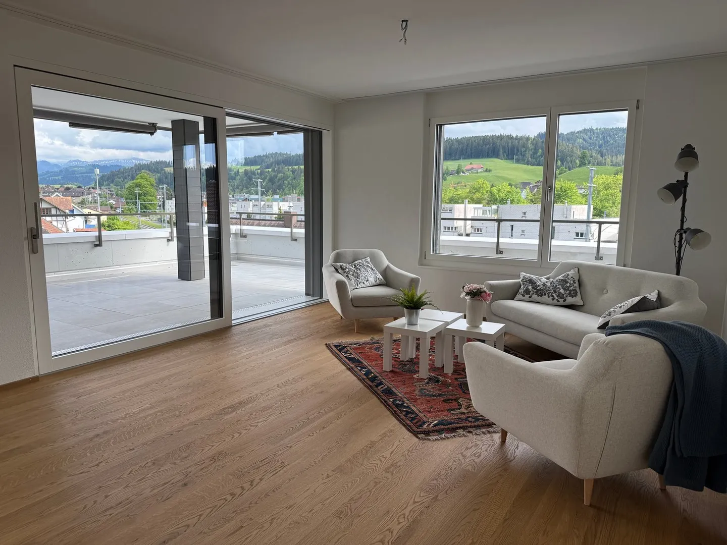 Exklusive Attika-Wohnung in Langnau im Emmental  - neu und fast bezugsbereit! - Foto 8 von 25