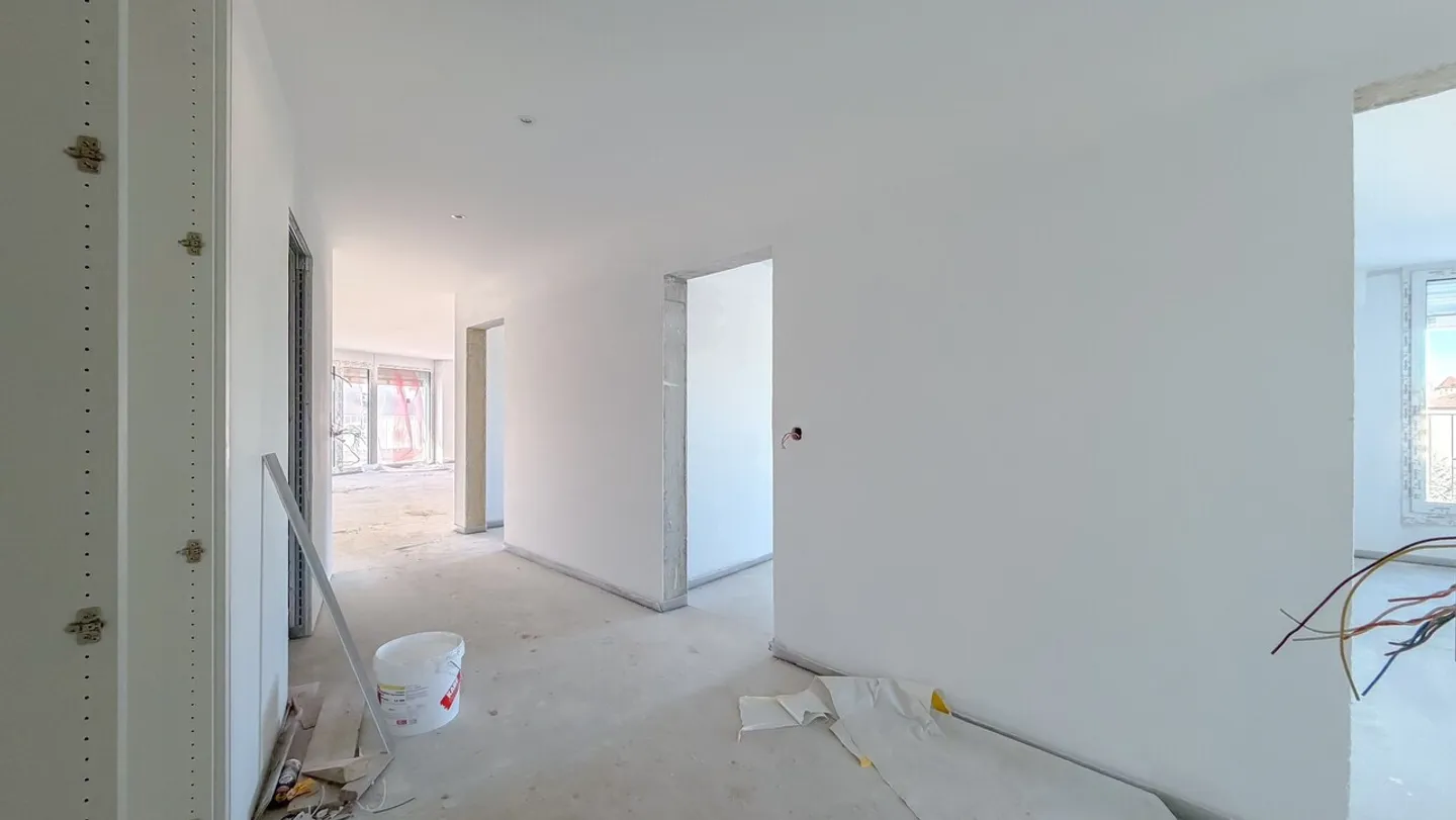 Appartement spacieux 4.5P en nature - Photo 3 sur 9