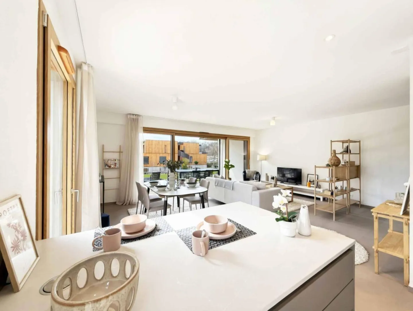 Townhouse with Unusual Charm - Photo 9 of 9