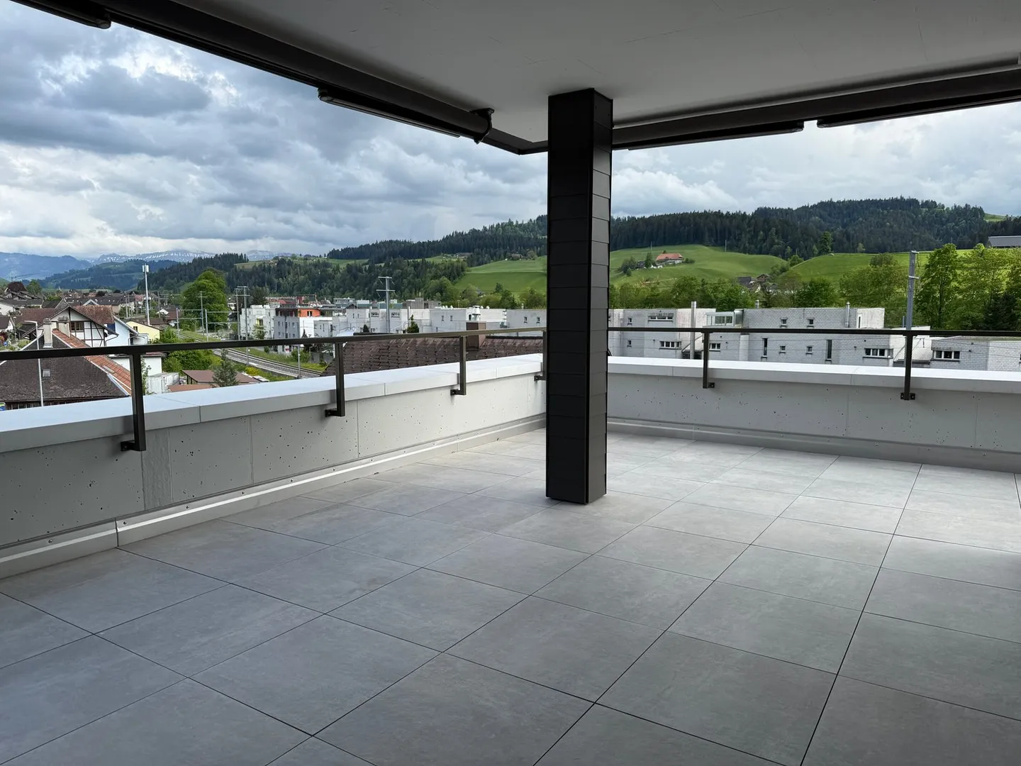 Exklusive Attika-Wohnung in Langnau im Emmental  - neu und fast bezugsbereit! - Foto 19 von 25