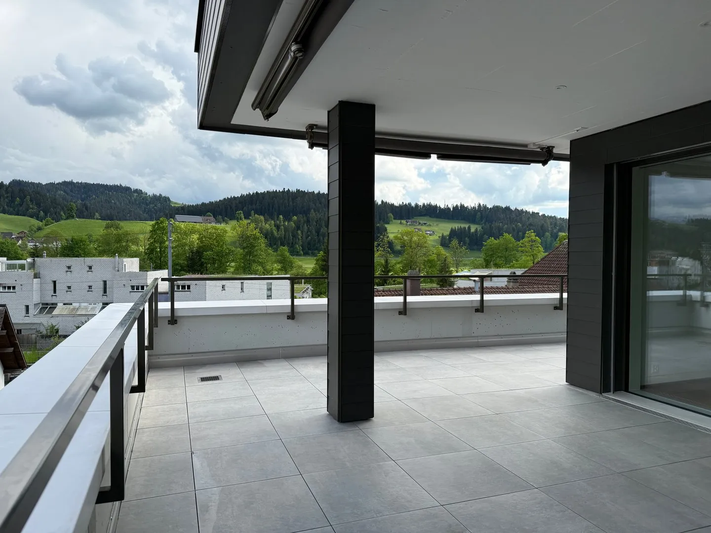 Exklusive Attika-Wohnung in Langnau im Emmental  - neu und fast bezugsbereit! - Foto 20 von 25