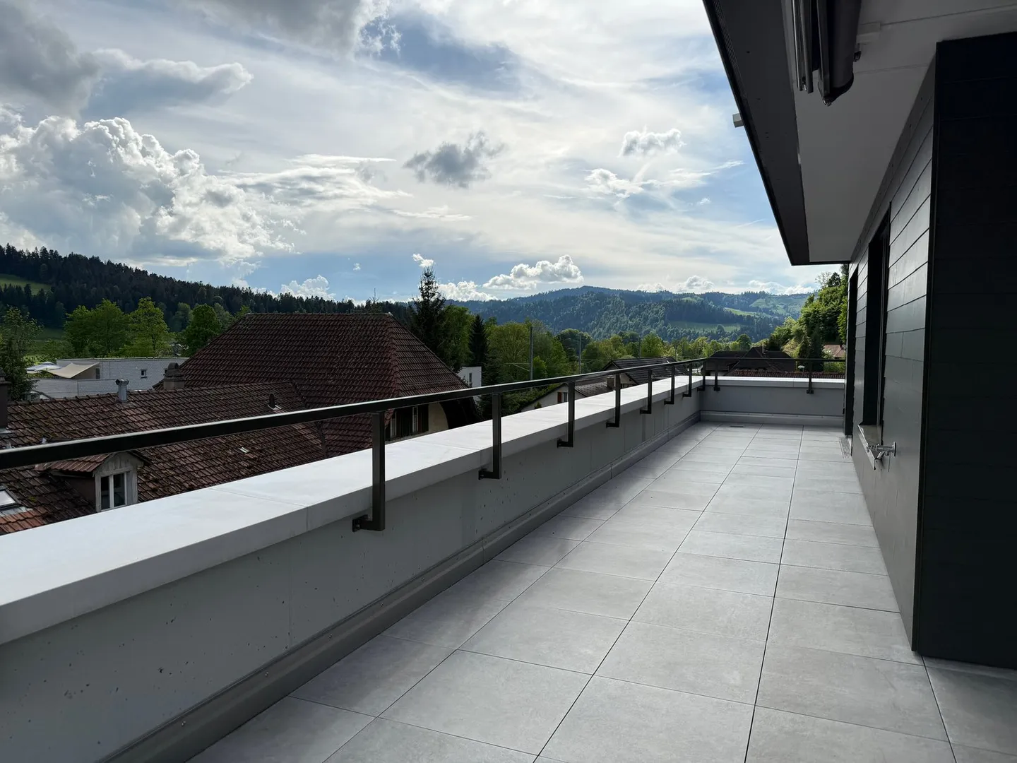 Exklusive Attika-Wohnung in Langnau im Emmental  - neu und fast bezugsbereit! - Foto 21 von 25