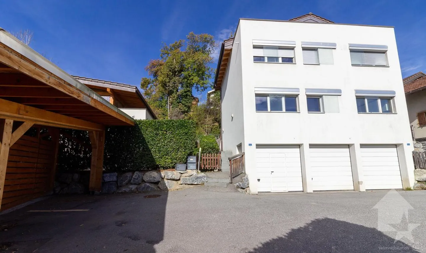 Investment building with 2 maisonette apartments - Photo 5 of 28