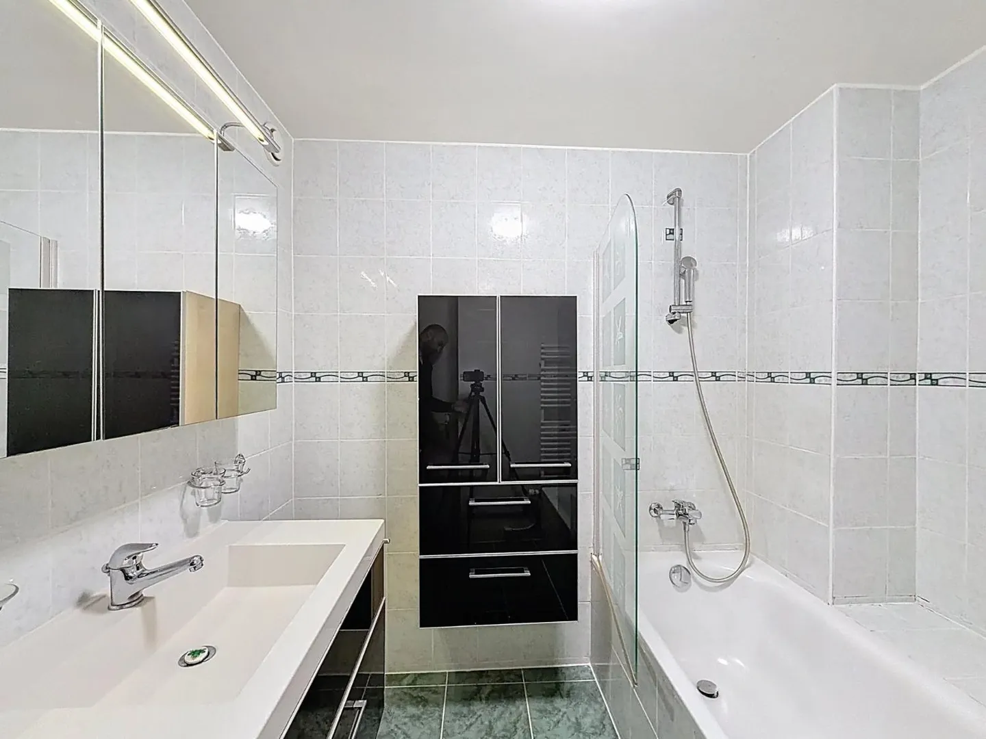 Ecublens, bel appartement au dernier étage - Photo 11 sur 13