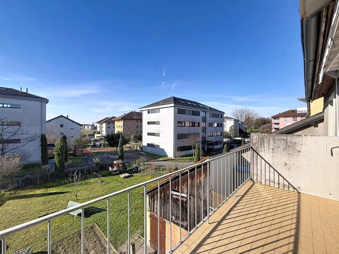 Ecublens, bel appartement au dernier étage - Photo 12 sur 13