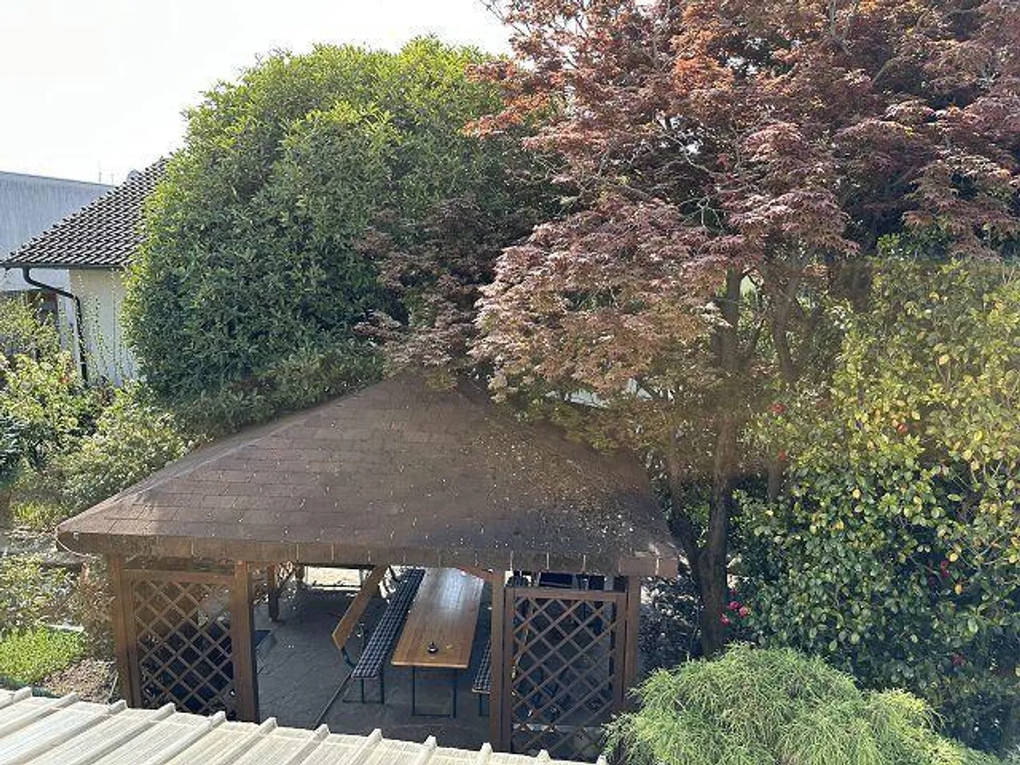 5 1/2-Room Villa with a Large Garden in a Very Quiet, Sunny Location - Photo 17 of 29