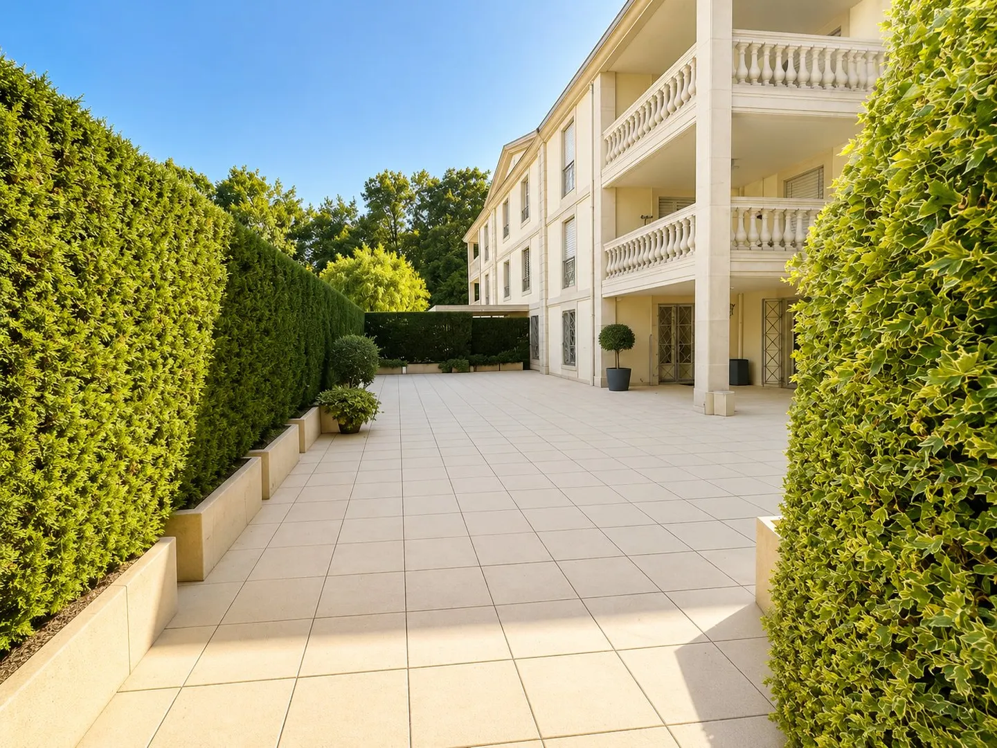 Luxuswohnung mit Privatgarten - Foto 3 von 13