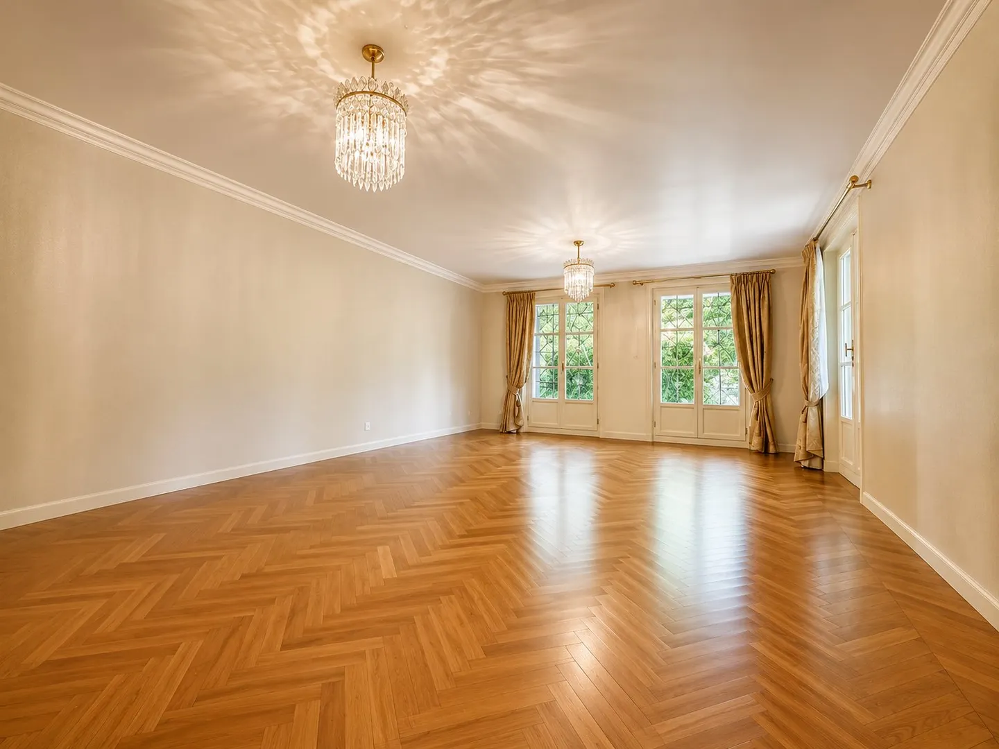 Luxuswohnung mit Privatgarten - Foto 5 von 13