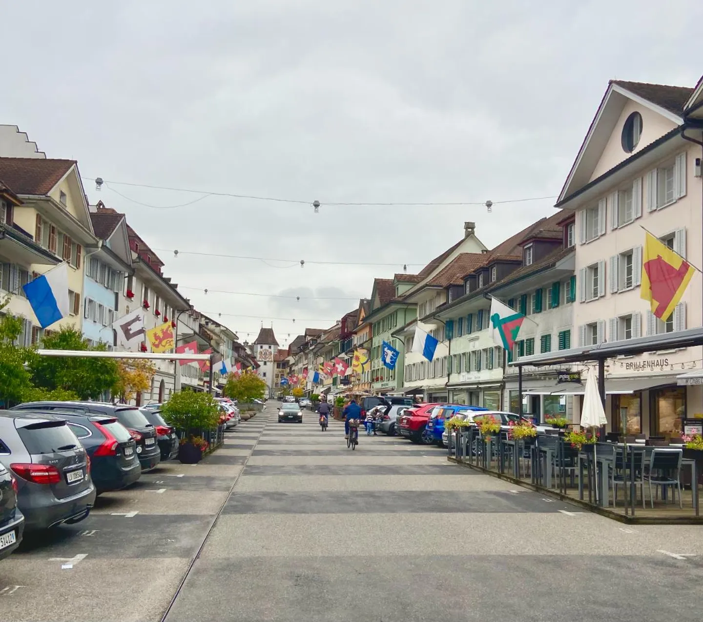 9 Room Multi-Family House - Photo 1 of 1