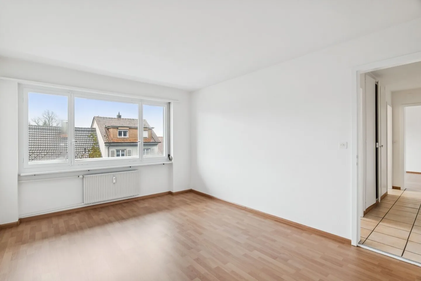 Appartement rénové en nature - Photo 5 sur 10