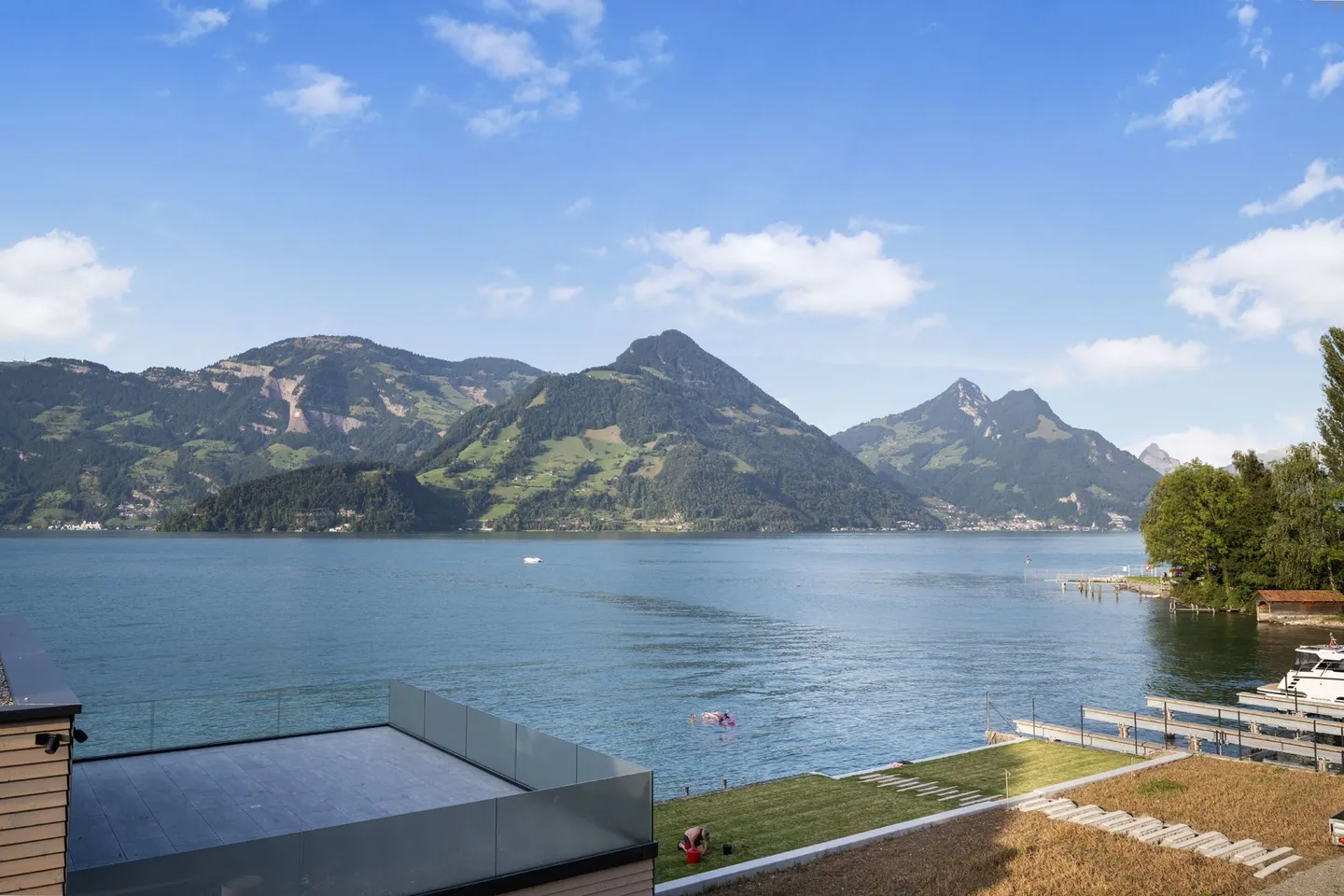 PRESTIGE VUE SUR LE LAC - Photo 22 sur 32