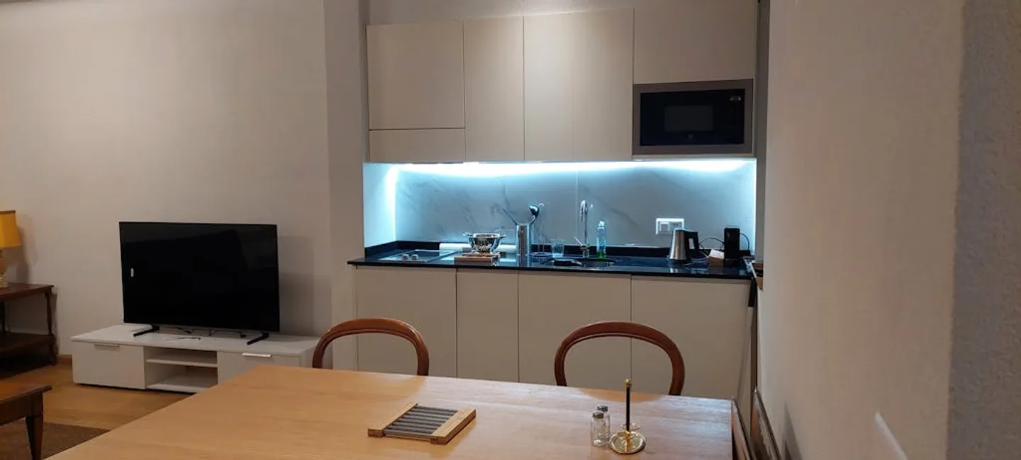 Apartment for rent - Photo 6 of 8