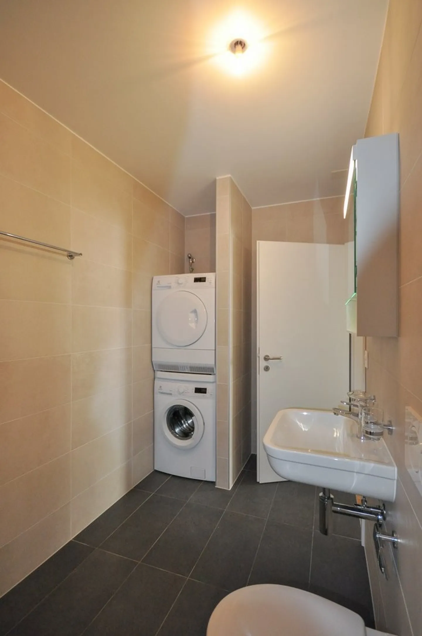 Magnificent 3.5 rooms on the 3rd floor - Photo 7 of 8