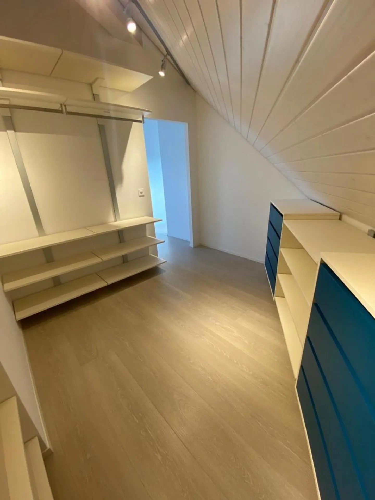 2.5 Room Apartment - Photo 6 of 12